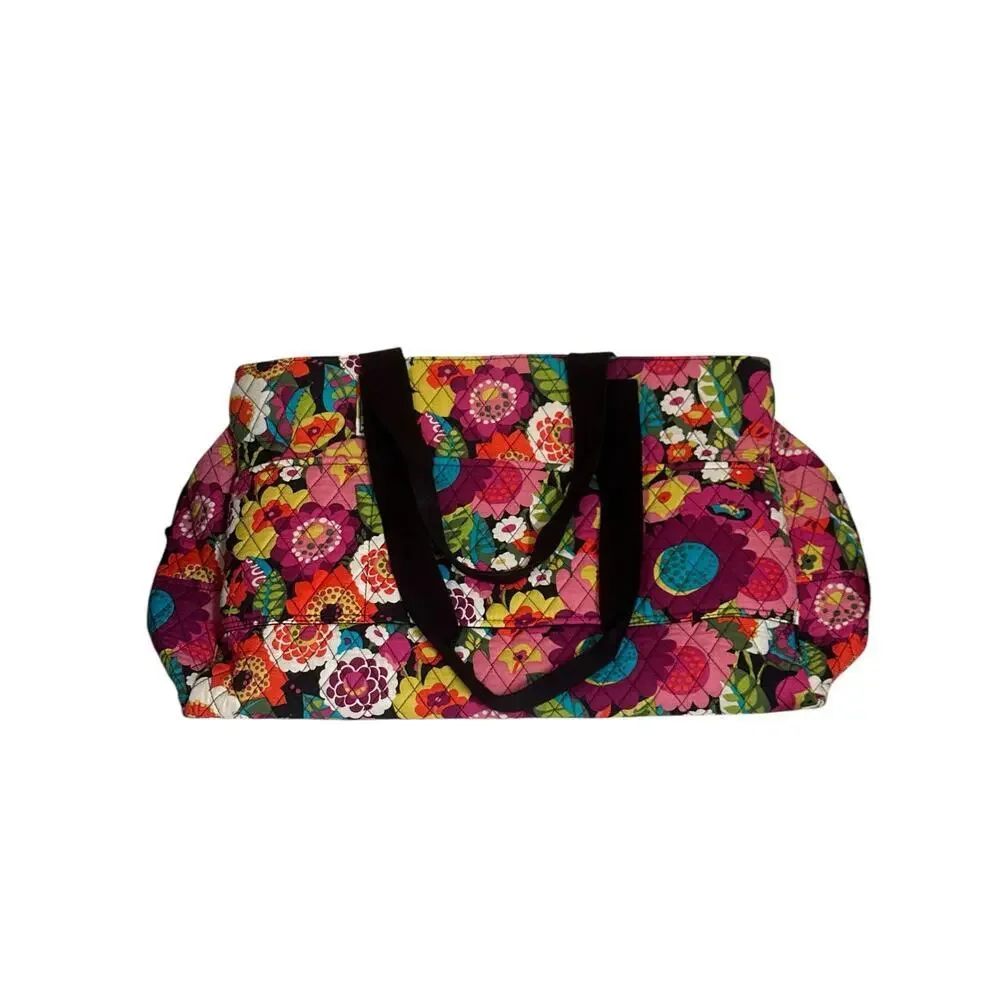 Vera Bradley while any